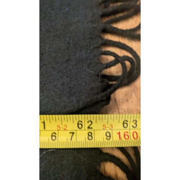 Yogi Bear & Boo Boo Scarf w/ fringe edges, soft (acrylic), novelty, picnic, rare - Picture 3 of 8